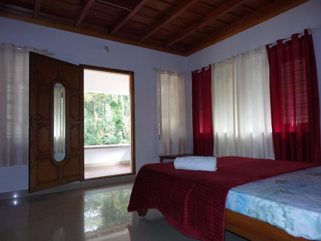 Coorg Divine Spark Home Stay Suntikoppa Exterior foto