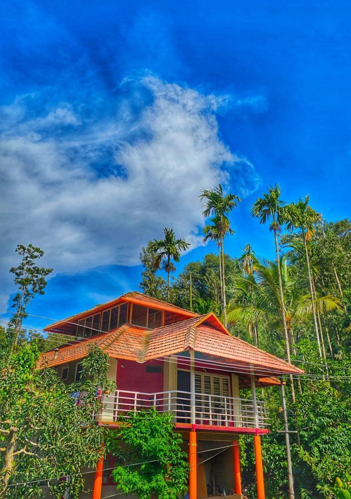 Coorg Divine Spark Home Stay Suntikoppa Exterior foto