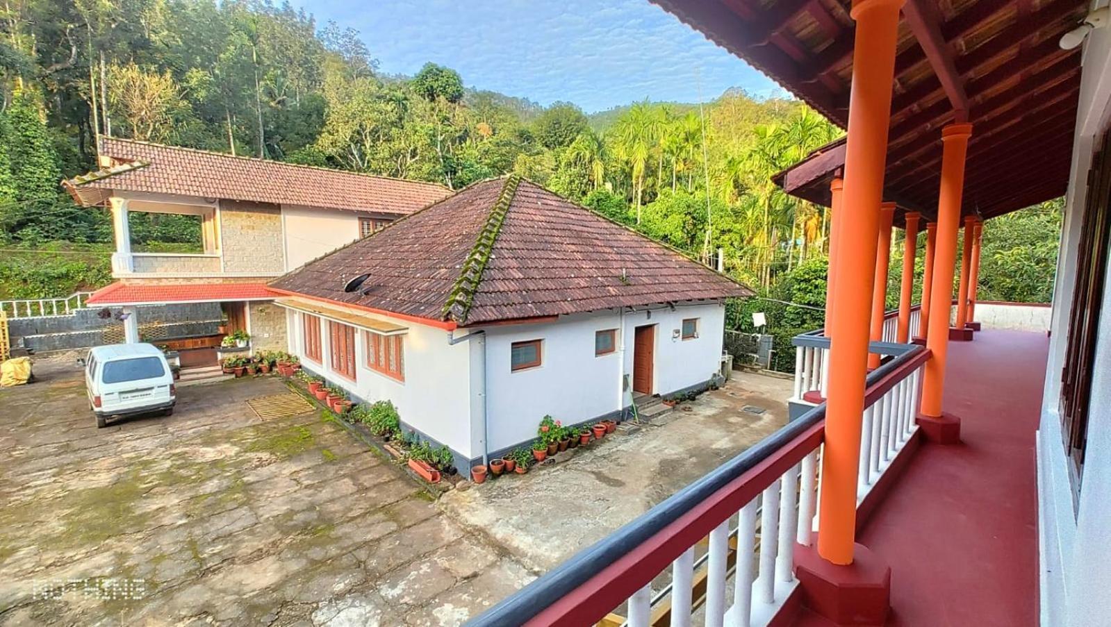 Coorg Divine Spark Home Stay Suntikoppa Exterior foto
